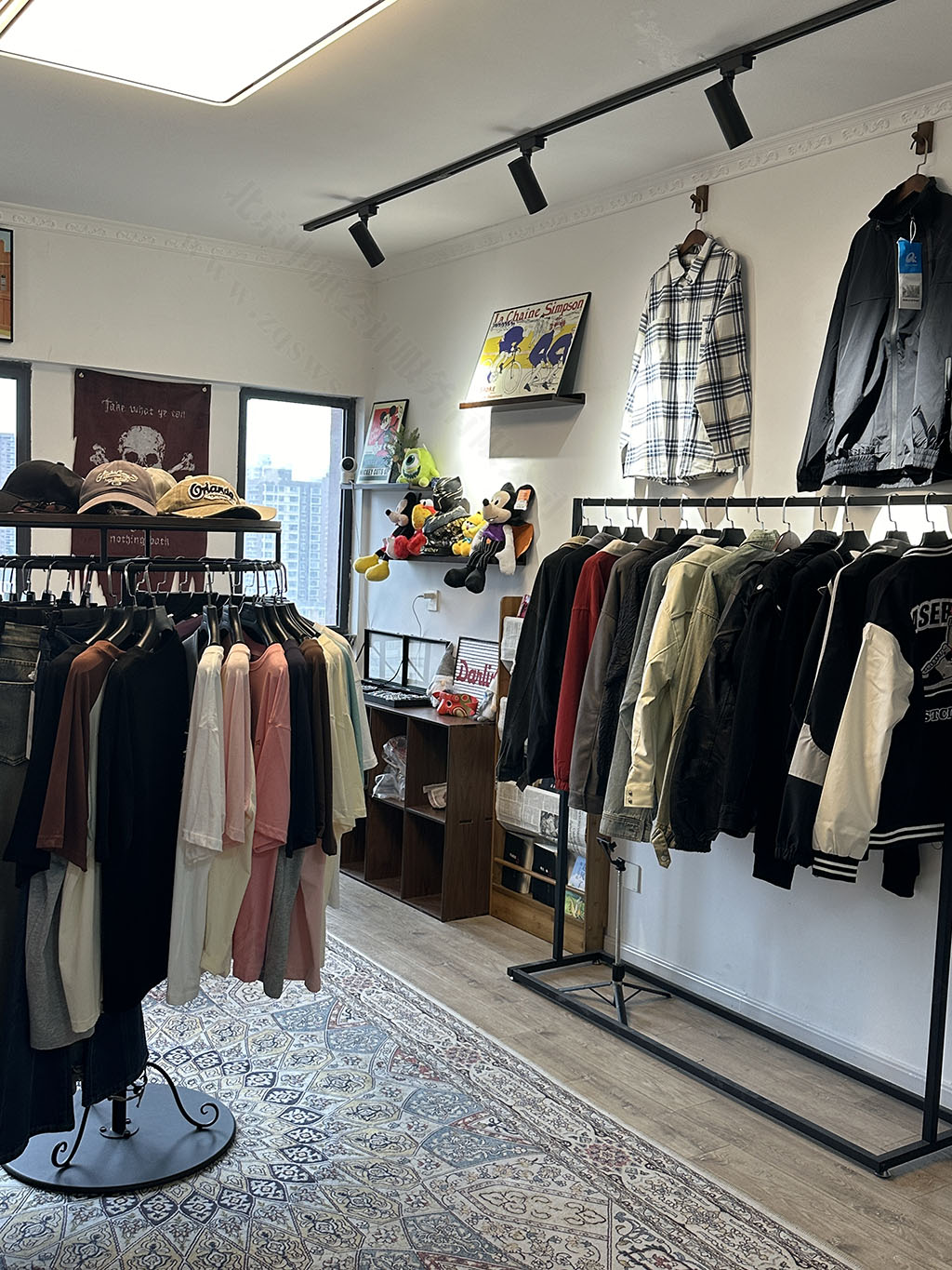 男款服裝店.jpg