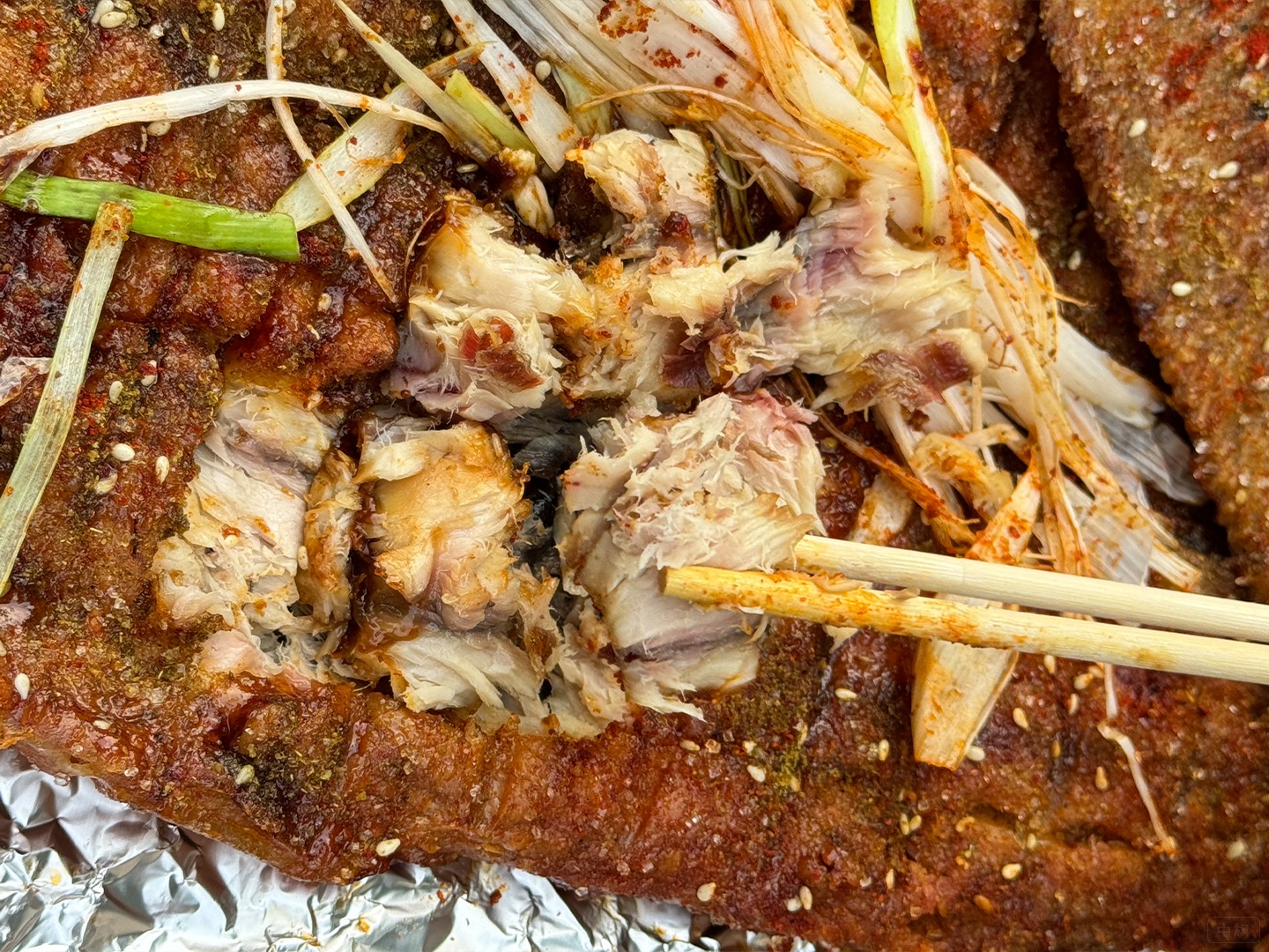 烤魚好了后非常的好吃.jpg