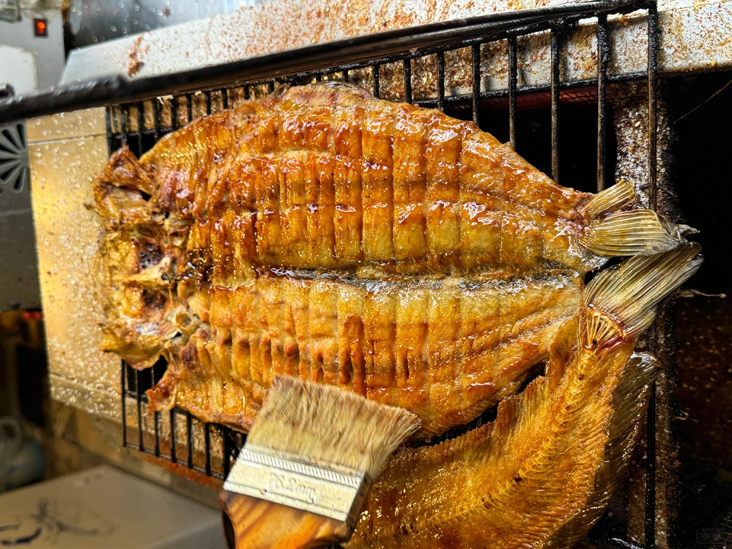 這烤魚看著還是非常好吃的，晚上我都想吃了.jpg