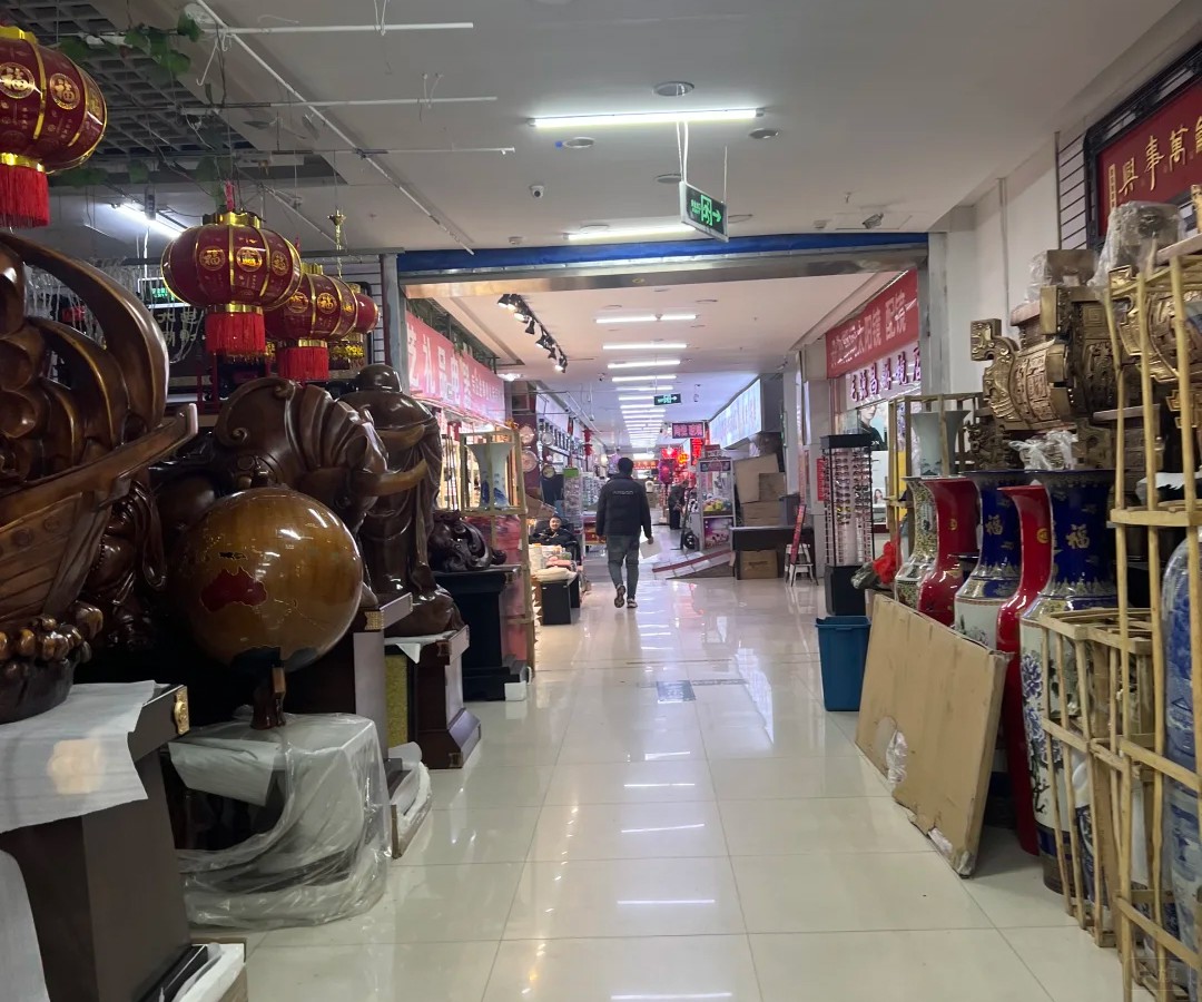 地下內(nèi)家電維修門店.jpg