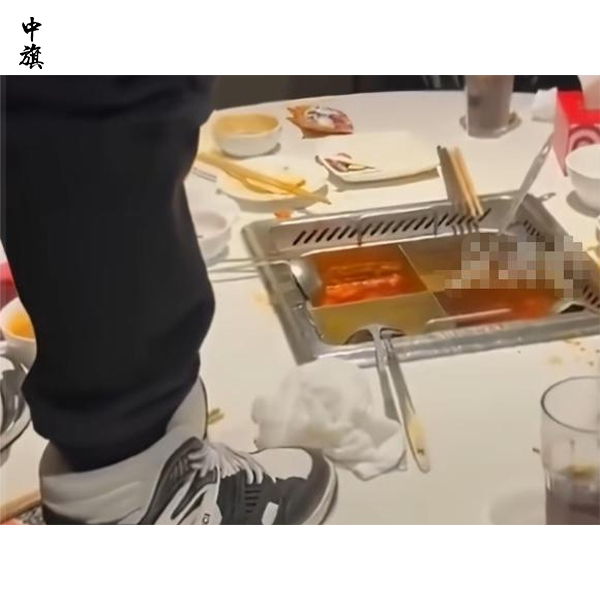 海底撈“小便”事件結(jié)束了，法院判肇事者賠220萬元